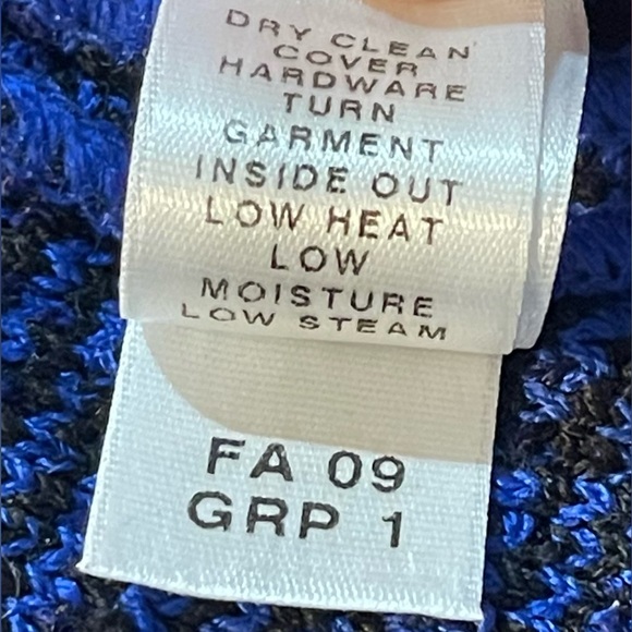 St. John Royal Blue Knit Ensemble - Picture 6 of 6